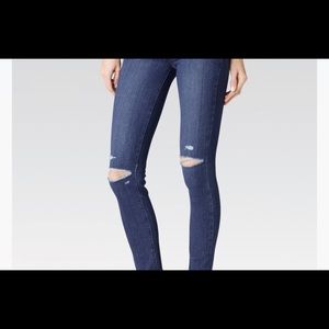 Paige size 27 Verdugo Ultra Skinny jeans